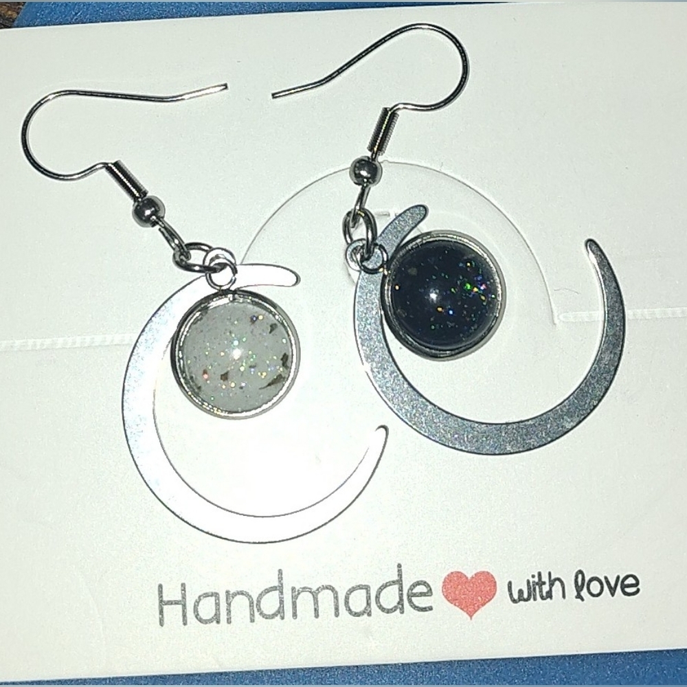 Elegant Crescent Mismatched Earrings Yin And Yang